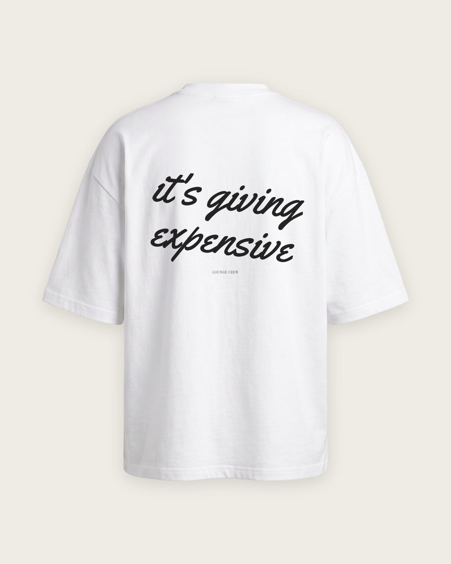 Camiseta Oversized “It's Giving Expensive”