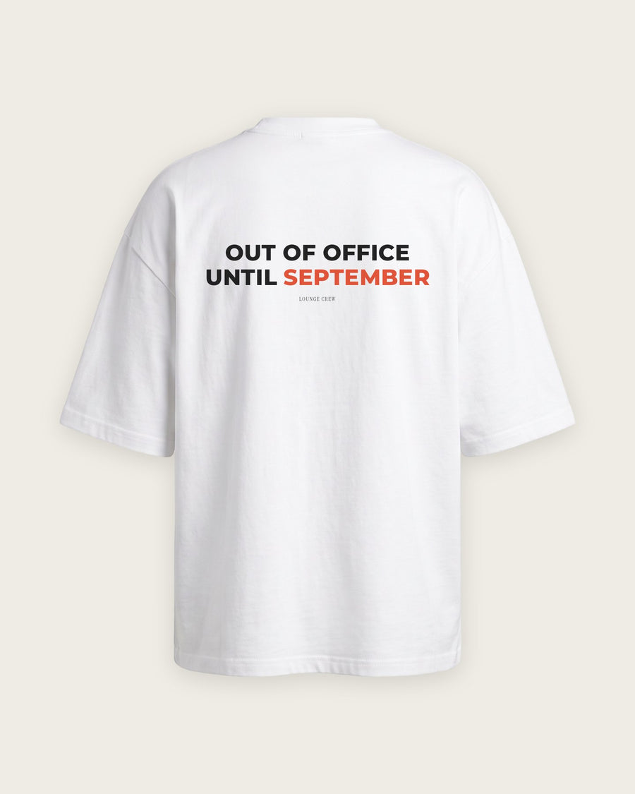 Camiseta Oversized “Out of Office Until September”