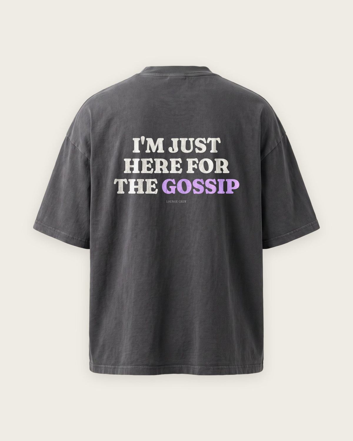 Camiseta Oversized “Just Here for the Gossip” — Cinza Estonado