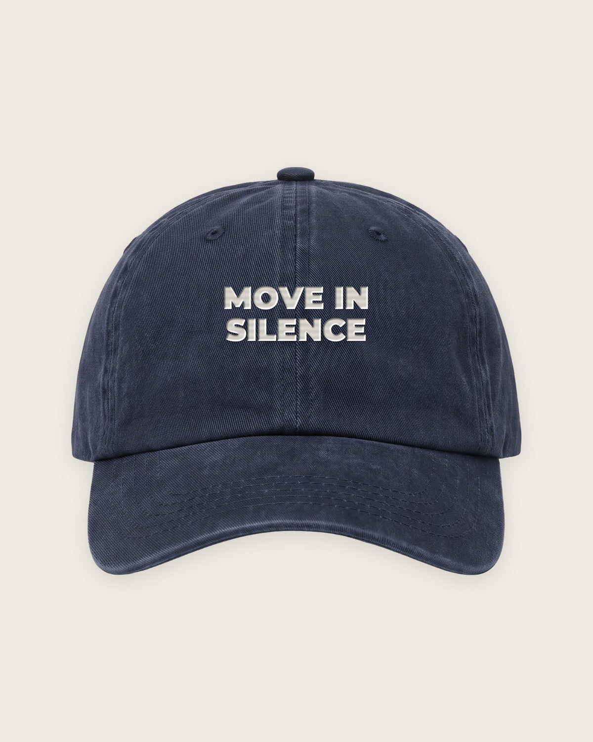 Boné Dad Hat “Move in Silence” — Marinho