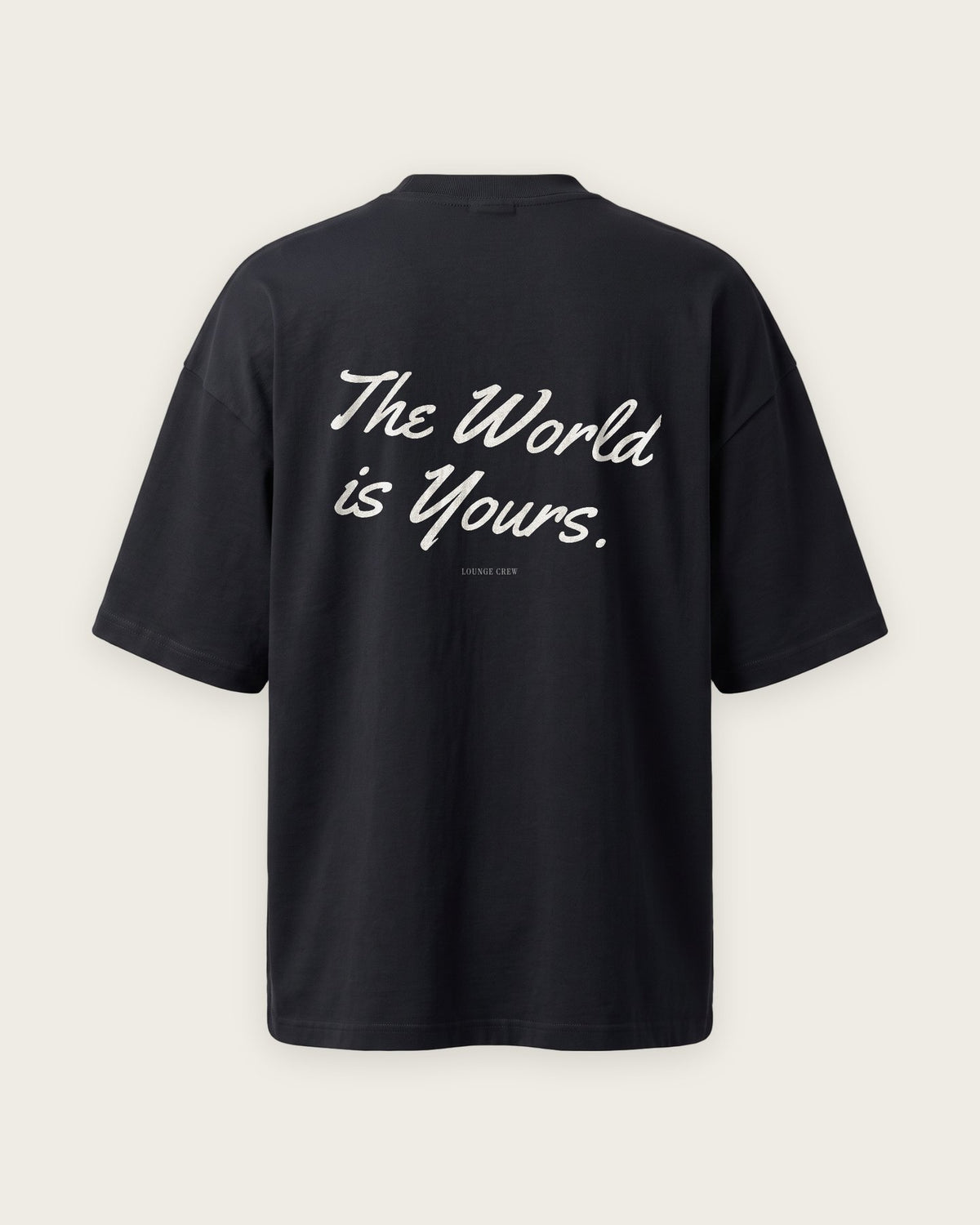 Camiseta Oversized “The World Is Yours” — Preto