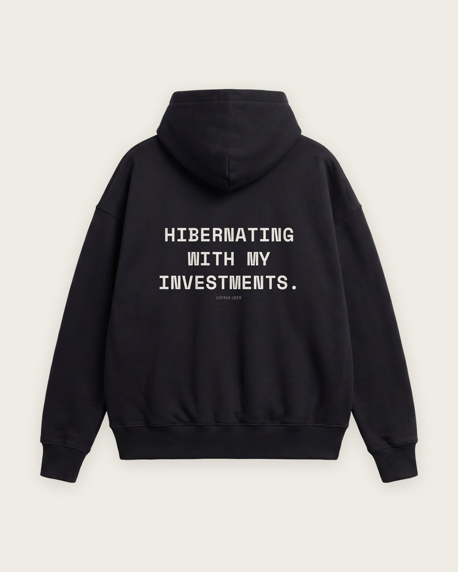Moletom Oversized “Hibernating With My Investments”